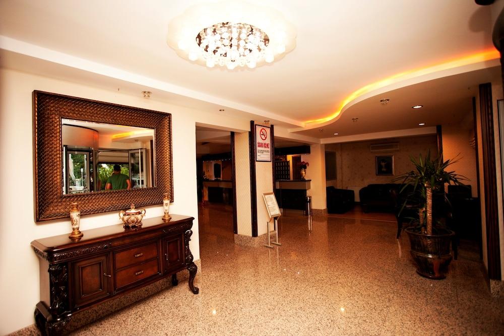 Duqqan Deluxe Hotel 쿠사다시 외부 사진