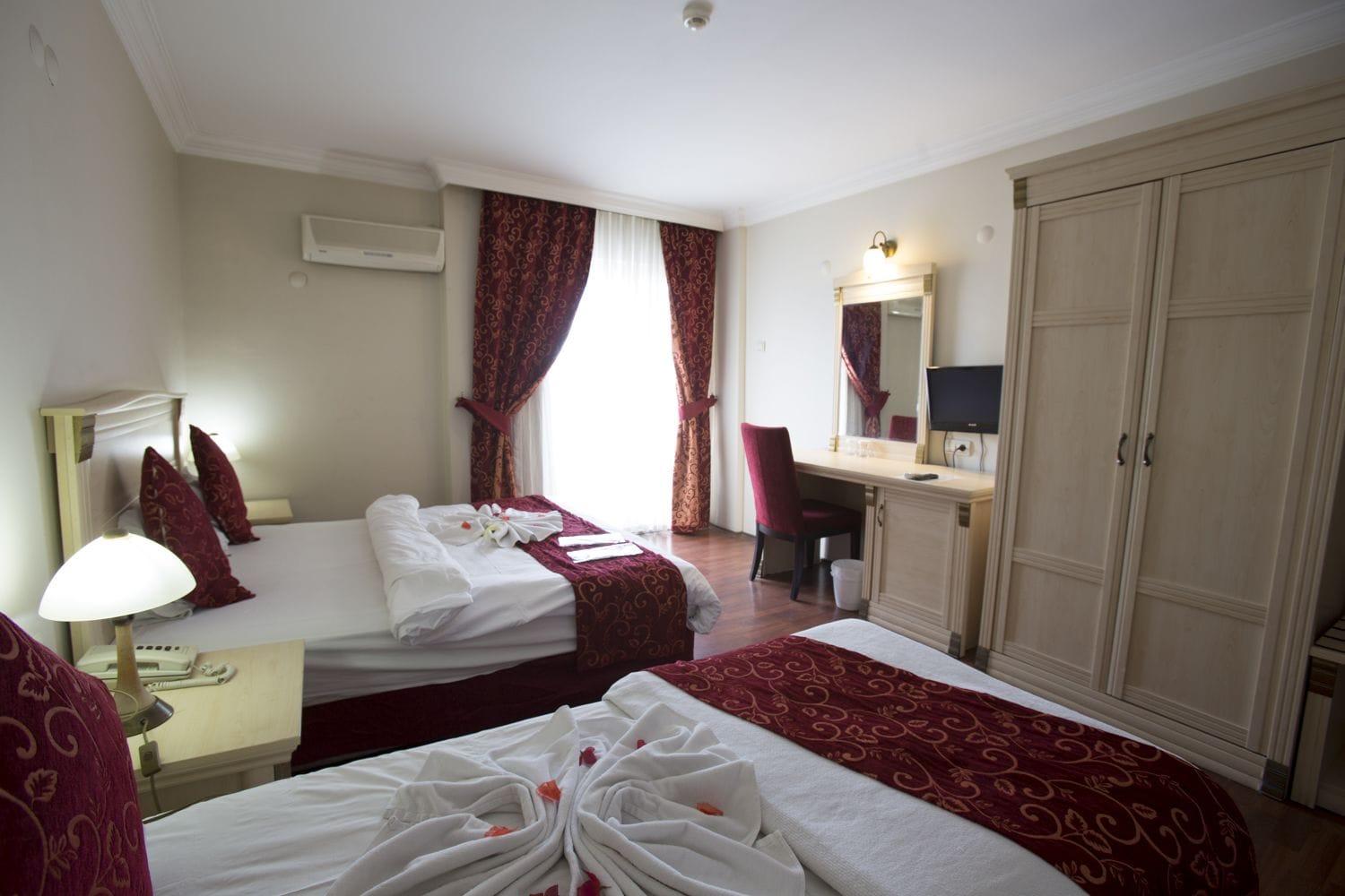 Duqqan Deluxe Hotel 쿠사다시 외부 사진