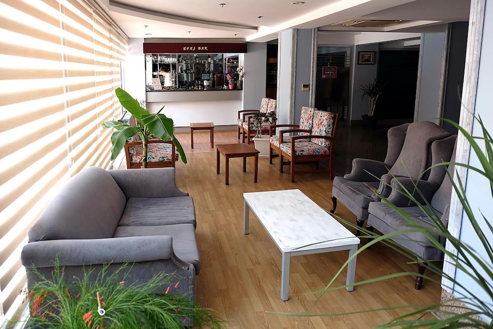 Duqqan Deluxe Hotel 쿠사다시 외부 사진