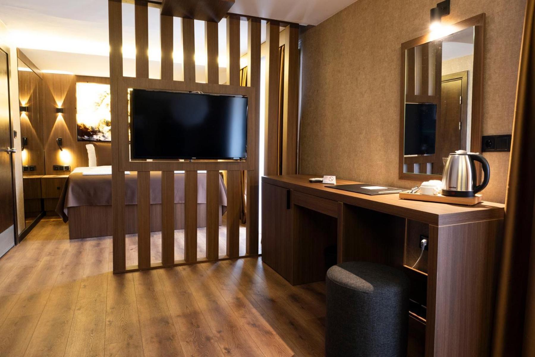 Duqqan Deluxe Hotel 쿠사다시 외부 사진