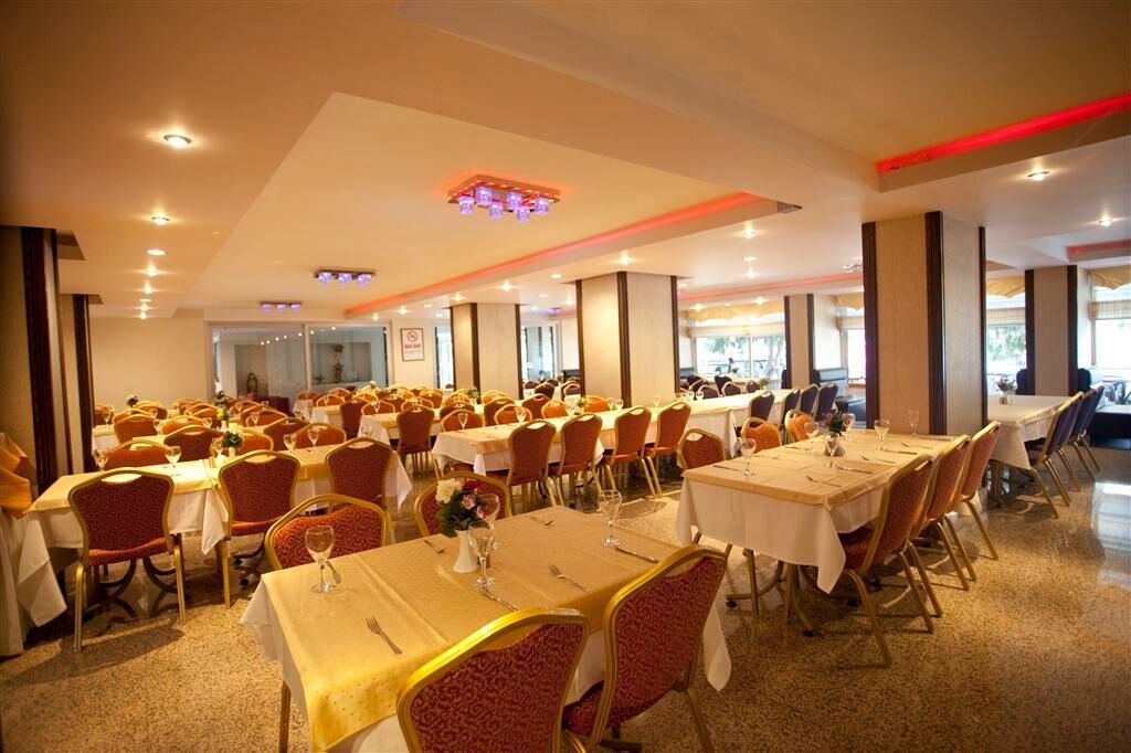 Duqqan Deluxe Hotel 쿠사다시 외부 사진